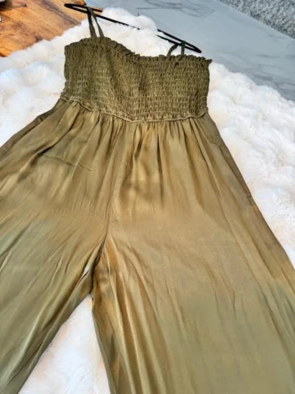 Olive Green Wide Leg Jumpsuit with Side Pockets - Picture 6 of 7
